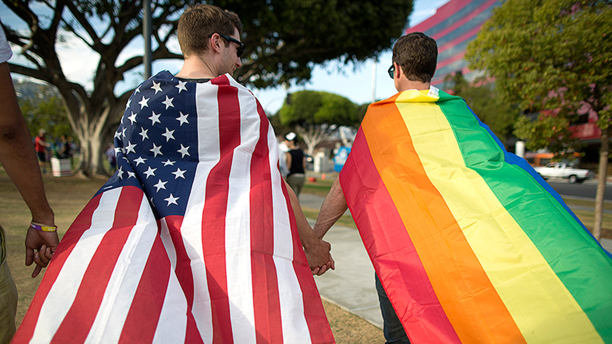 https://dfgh5erbttm3r.cloudfront.net/uploads/newscred_article/hero_image/2584/header_supreme-court-nod-gay-marriage-psychological-boost-couples-845x499.jpg